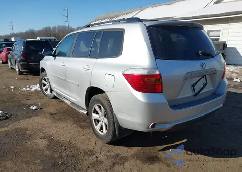 2010 Toyota Highlander Se V6 z USA, uszkodzony, nr VIN 5TDKK3EH4AS010497